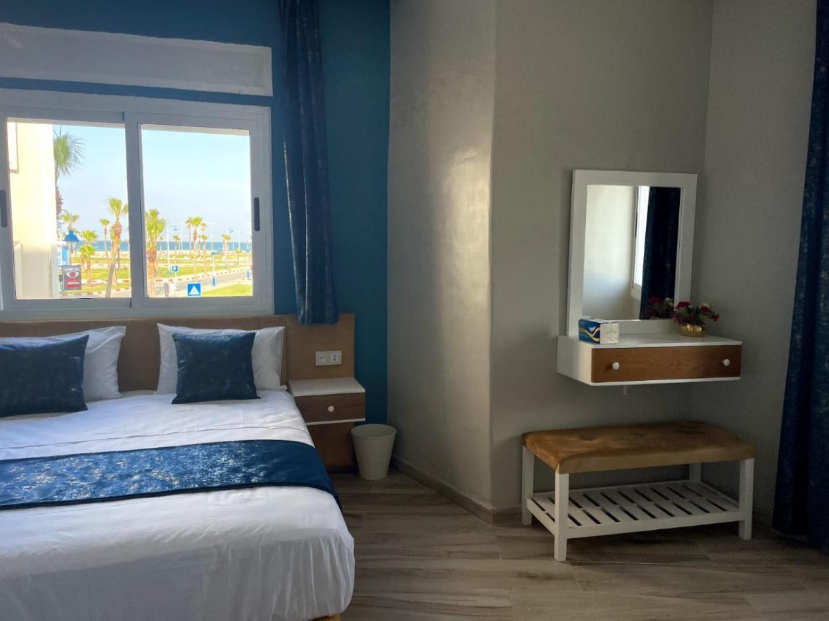 מרטיל Hostal Mh Borj מראה חיצוני תמונה