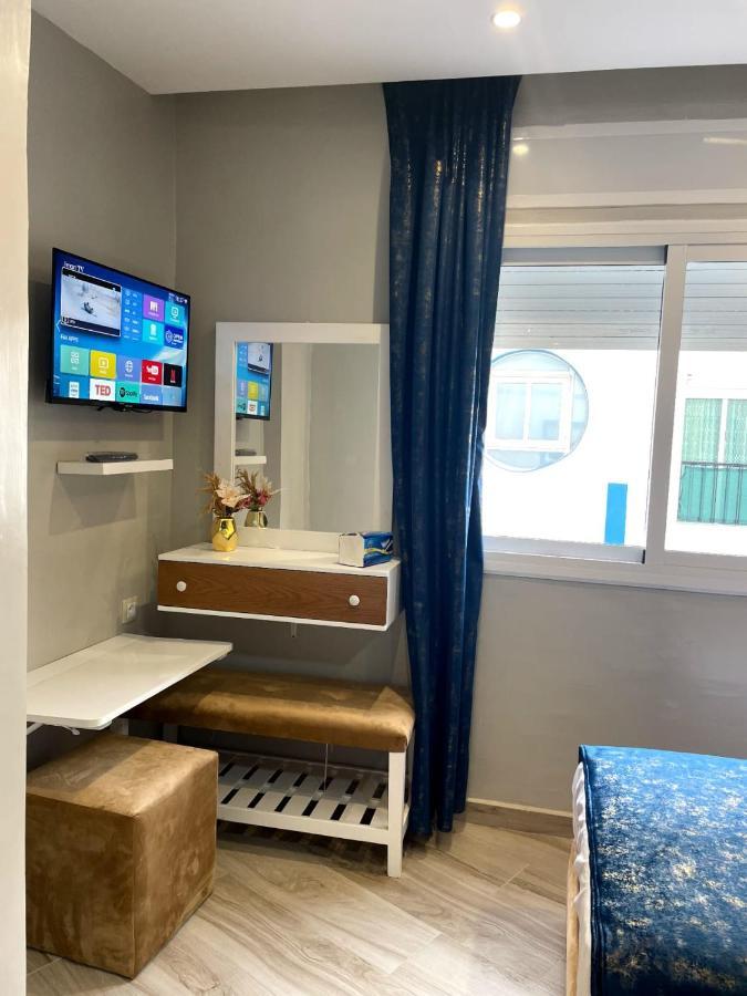 מרטיל Hostal Mh Borj מראה חיצוני תמונה